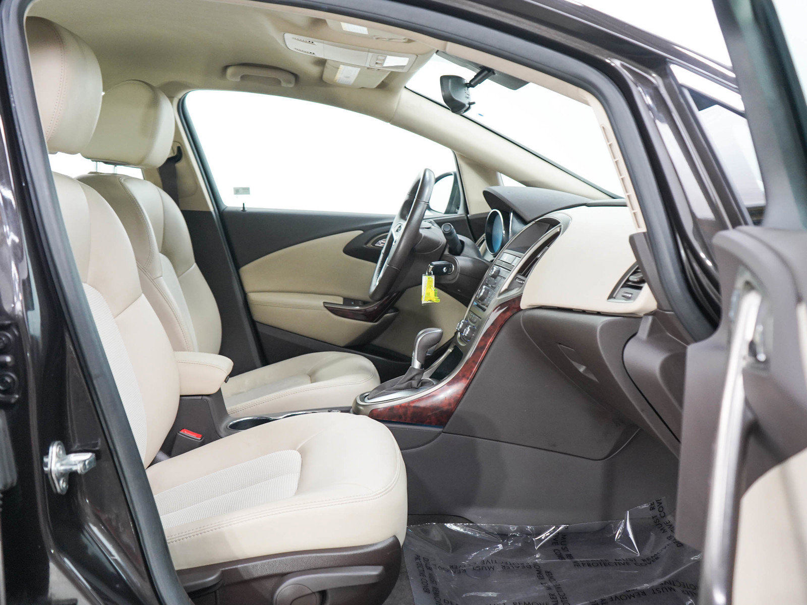 Used 2014 Buick Verano FWD image 11