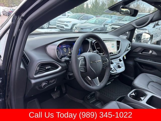 New 2026 Chrysler Voyager LX FWD image 13