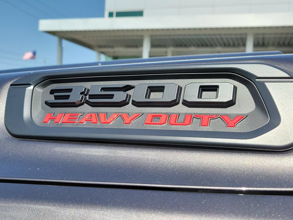 New 2026 RAM 3500 Big Horn AWD/4WD image 8