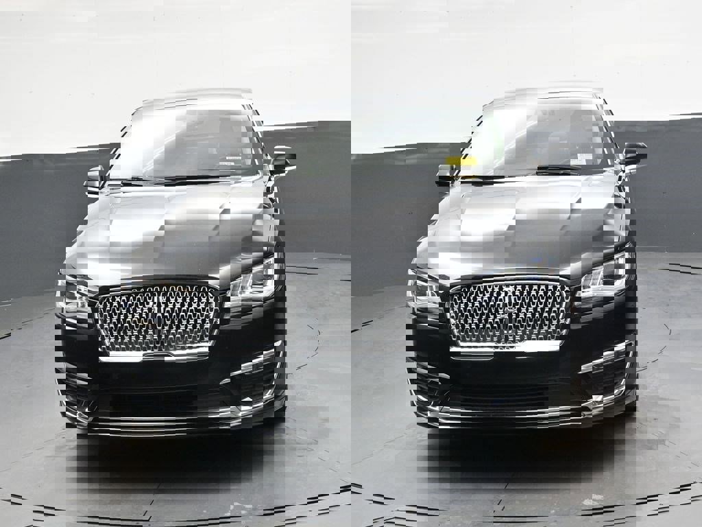 Used 2019 Lincoln MKZ Premiere FWD image 9