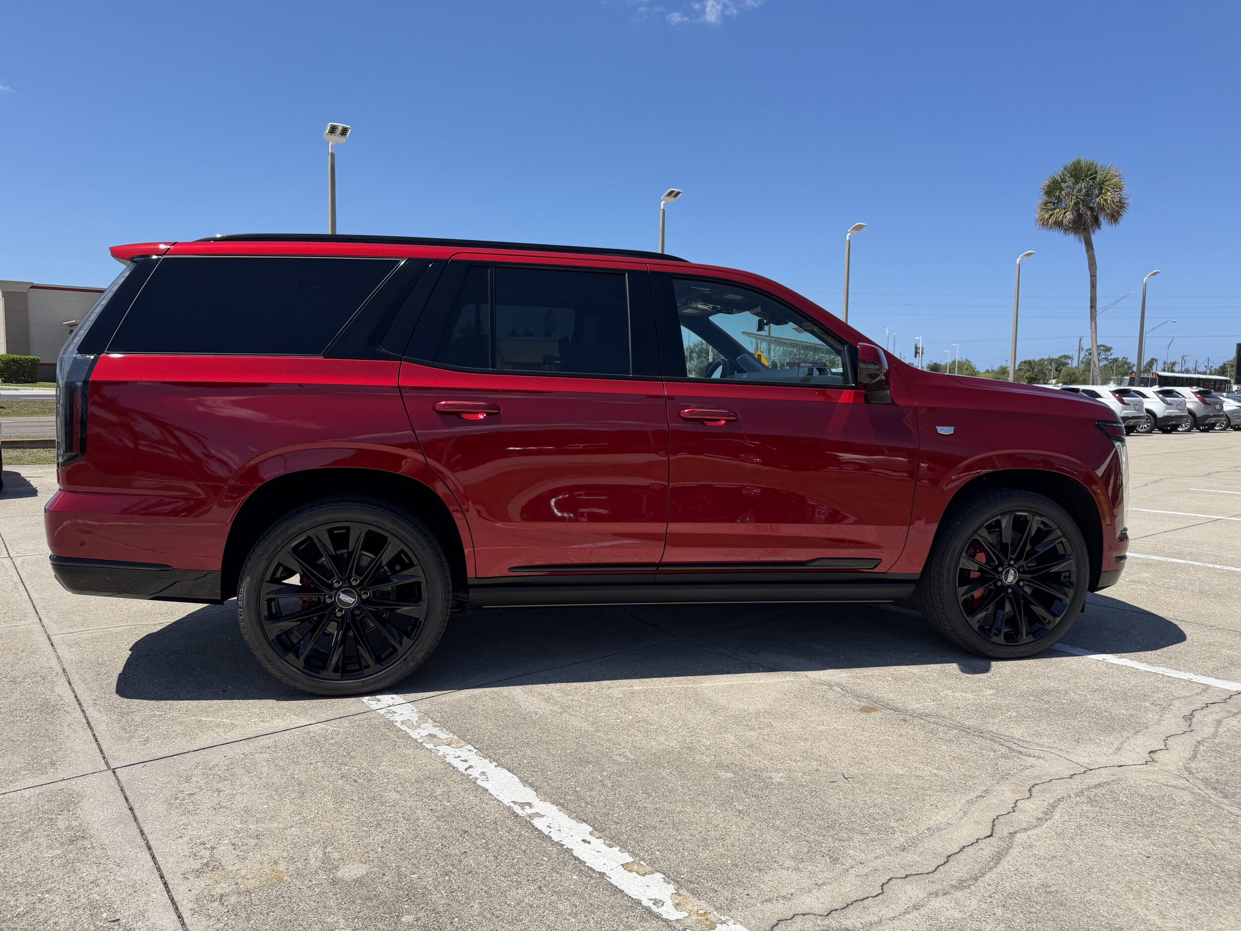 New 2026 Cadillac Escalade Platinum Sport w/ LPO, ONYX Package AWD/4WD image 3