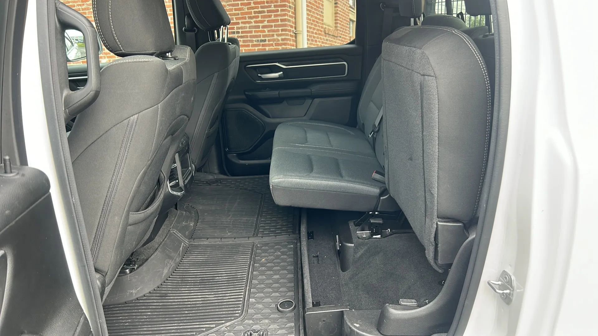 Used 2022 RAM 1500 Big Horn image 29