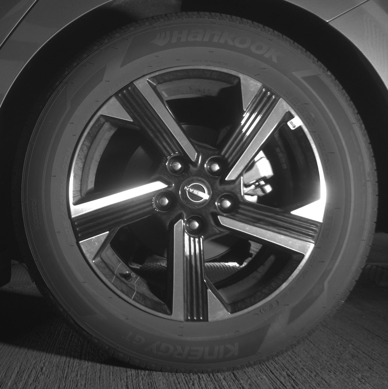 Used 2025 Nissan Sentra SV FWD image 17