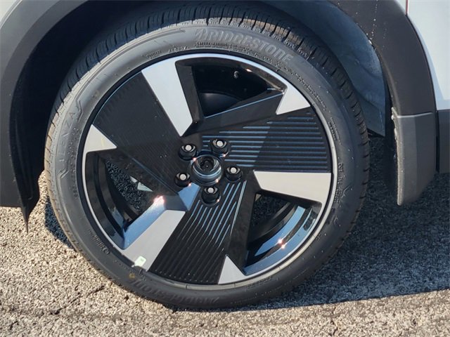 New 2026 Nissan Kicks SR w/ SR Premium Package image 12