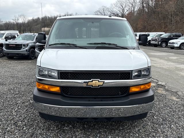 Used 2024 Chevrolet Express 2500 w/ Driver Convenience Package image 8