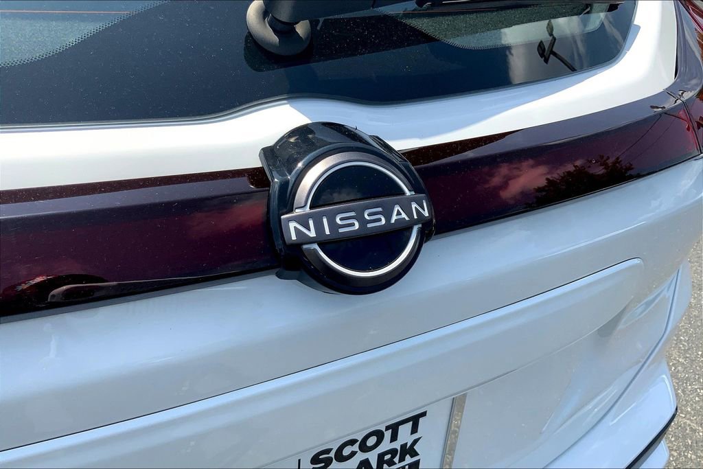 Used 2024 Nissan Kicks SR w/ SR Premium Package image 22