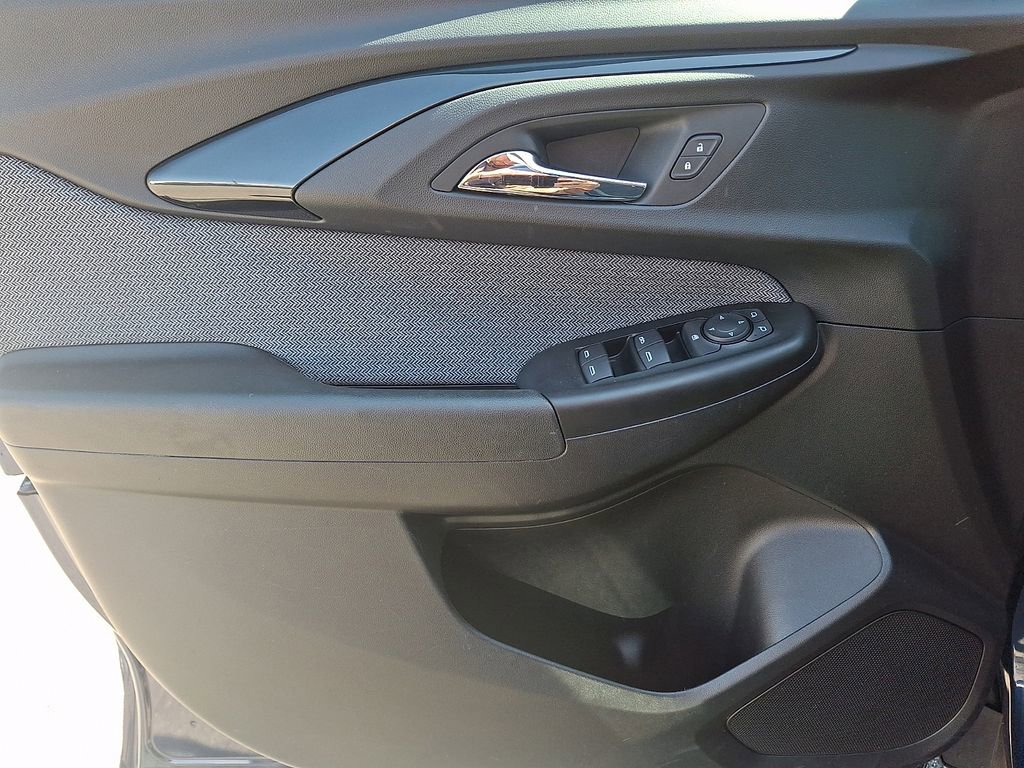 Certified 2023 Chevrolet TrailBlazer LT FWD image 12