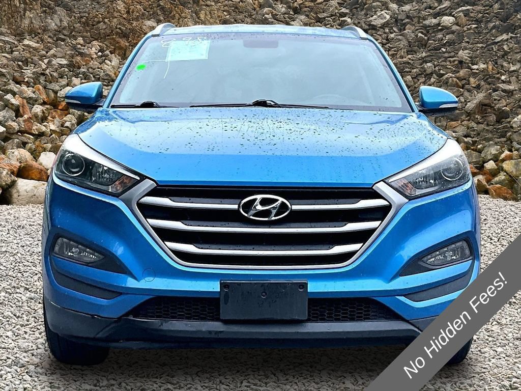 Used 2017 Hyundai Tucson SE Plus AWD/4WD image 3