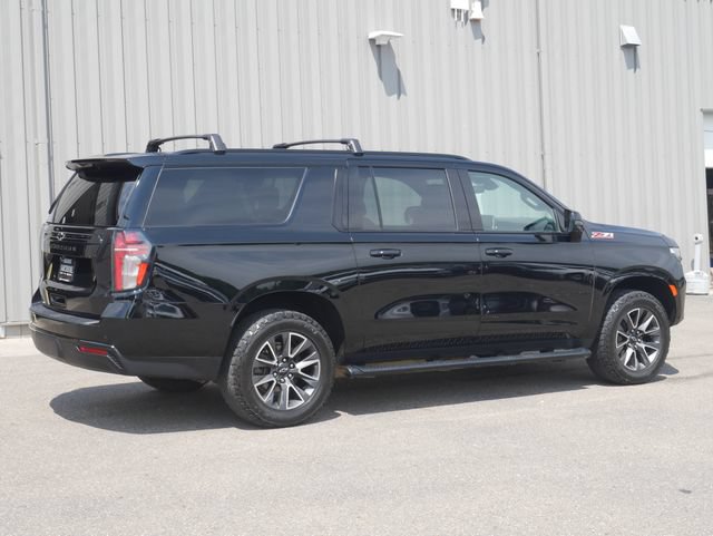 Used 2023 Chevrolet Suburban Z71 w/ Luxury Package AWD/4WD image 11