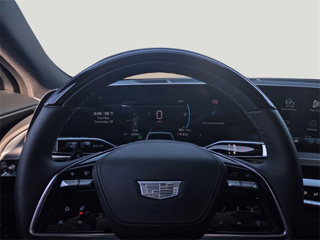 New 2025 Cadillac Lyriq Luxury image 10