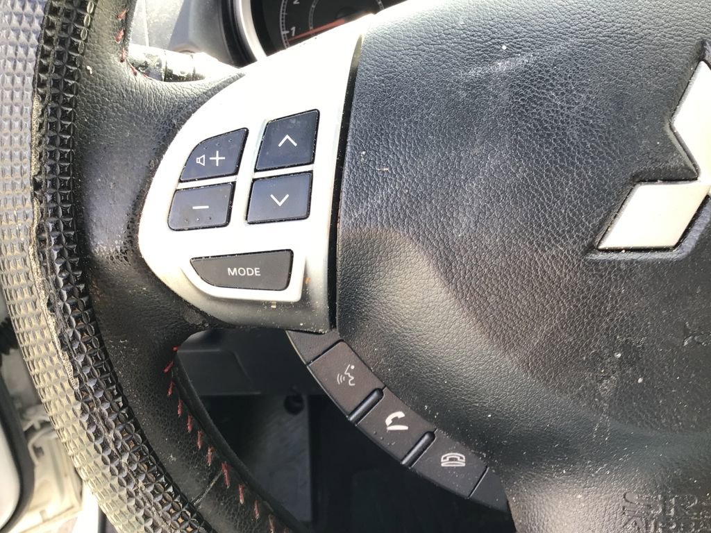 Used 2017 Mitsubishi Lancer ES image 35