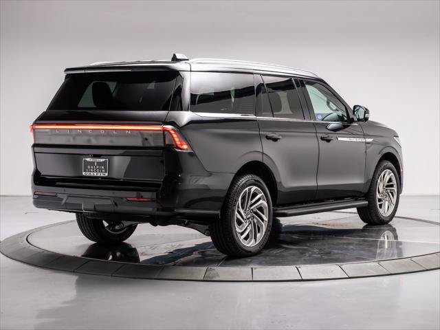 New 2026 Lincoln Navigator Premiere AWD/4WD image 5