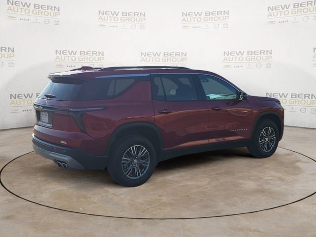 New 2025 Chevrolet Traverse LT w/ Driver Confidence Package FWD image 5