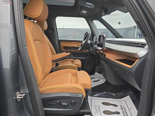 Used 2025 Volkswagen ID. Buzz Pro S Plus image 51