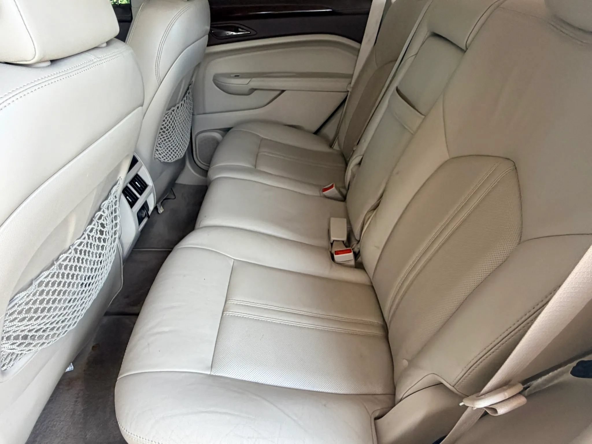 Used 2010 Cadillac SRX Luxury FWD image 27