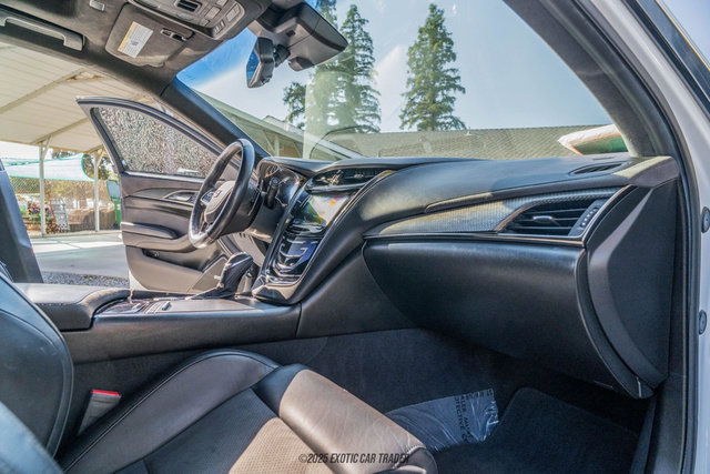 Used 2018 Cadillac CTS V w/ Luxury Package image 62