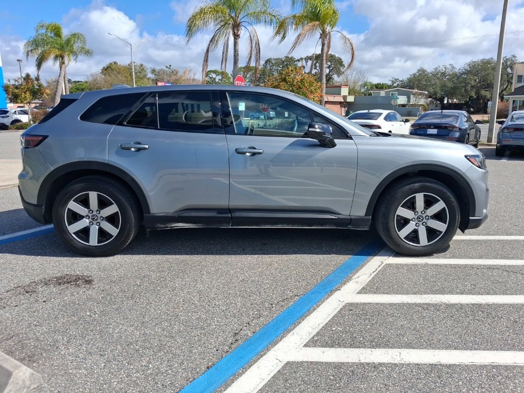 Used 2024 Honda Prologue EX image 4