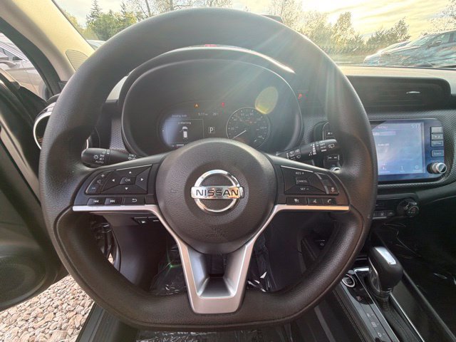 Used 2021 Nissan Kicks SV FWD image 27