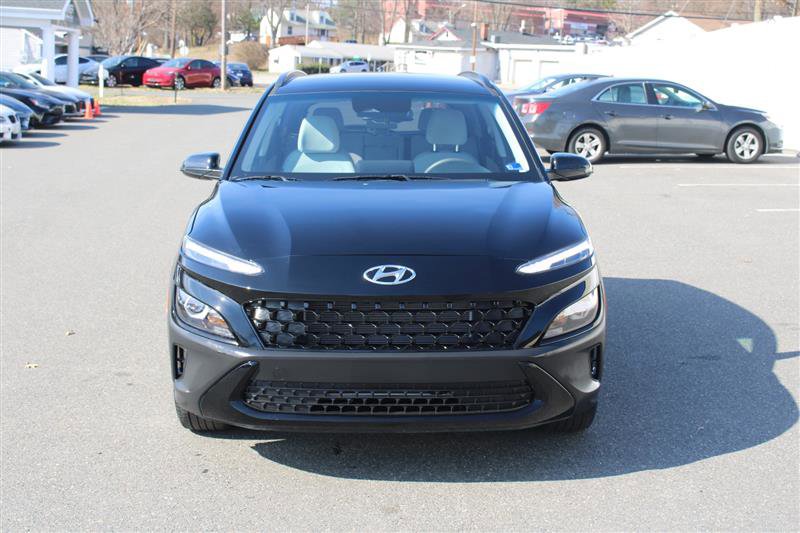 Used 2023 Hyundai Kona SEL image 3