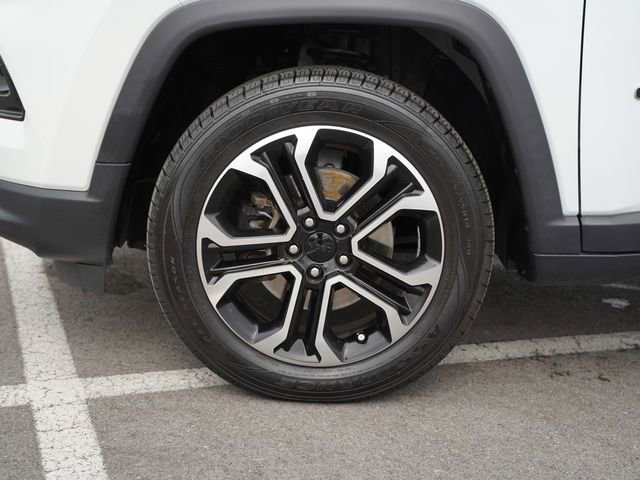 Used 2022 Jeep Compass Limited image 11