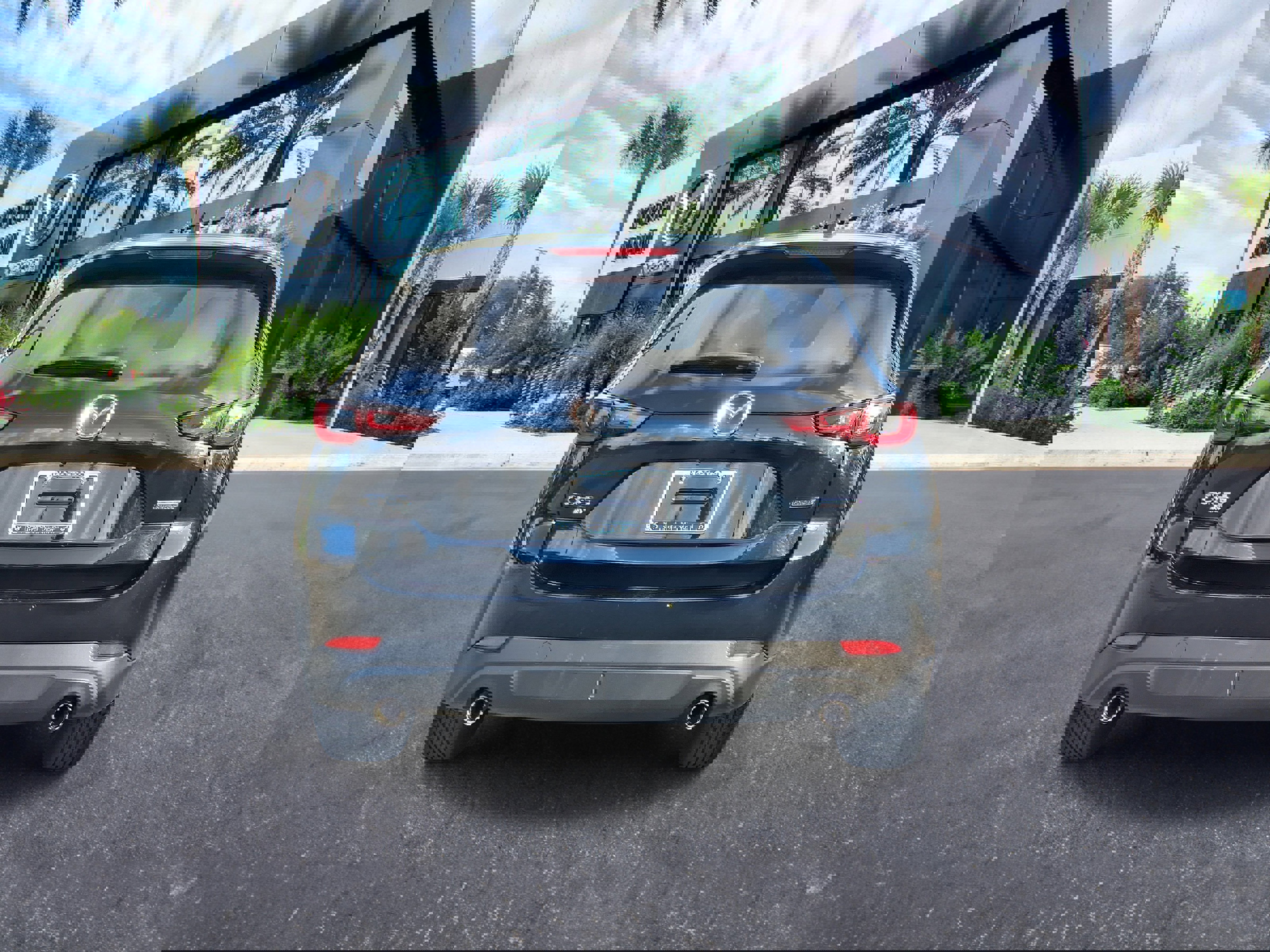 Certified 2022 MAZDA CX-5 AWD 2.5 S w/ Select Package image 4