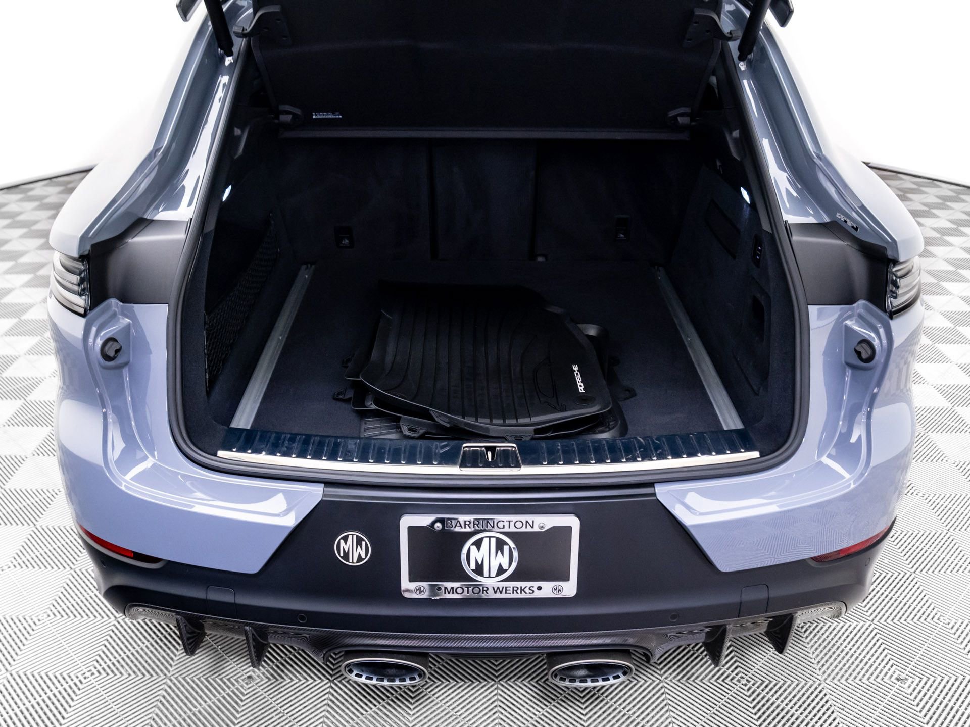 Certified 2024 Porsche Cayenne Turbo GT image 34