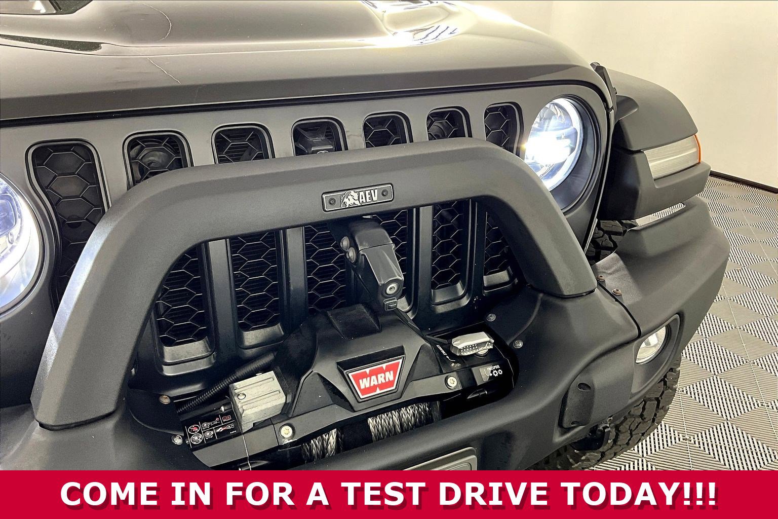 Used 2023 Jeep Wrangler Rubicon AWD/4WD image 29