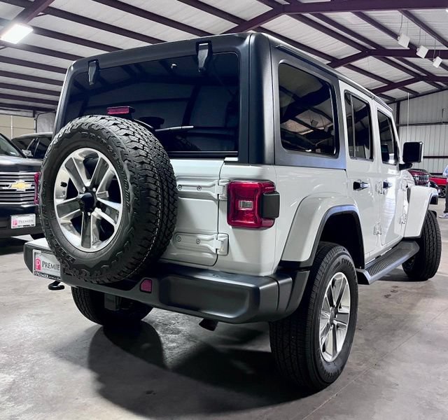 Used 2021 Jeep Wrangler Unlimited Sahara w/ Uconnect 4C Nav & Sound Group AWD/4WD image 3