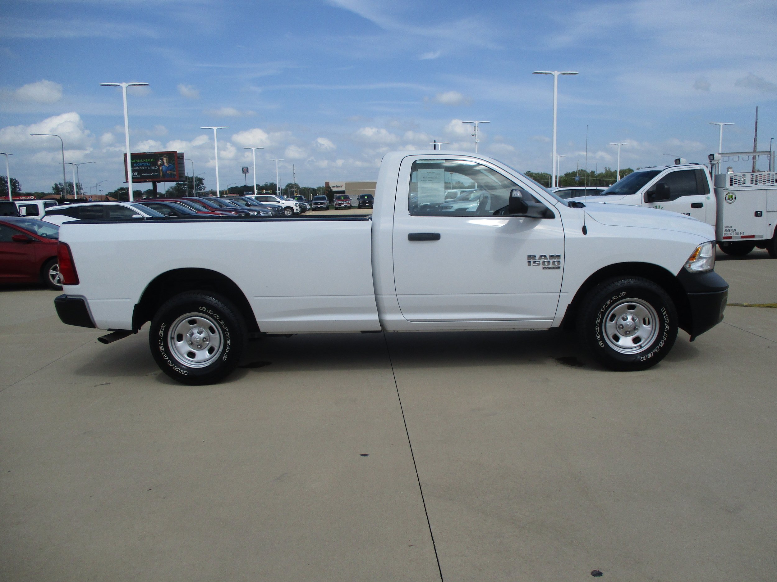 Used 2022 RAM 1500 Tradesman w/ Power & Remote Entry Group RWD image 7