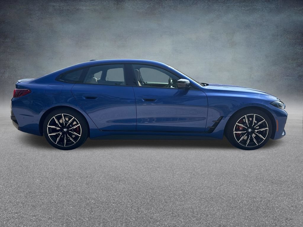 Used 2026 BMW 430i xDrive w/ M Sport Package AWD/4WD image 7
