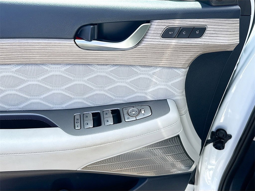 Used 2021 Hyundai Palisade Calligraphy image 36