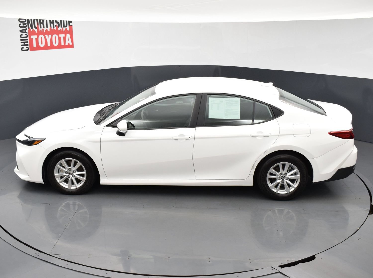 Used 2025 Toyota Camry LE FWD image 18