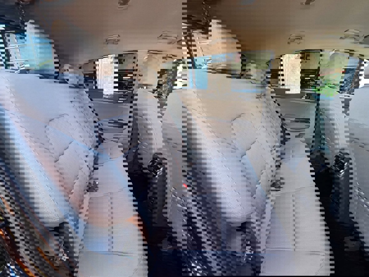 Used 2017 Kia Sportage LX image 15