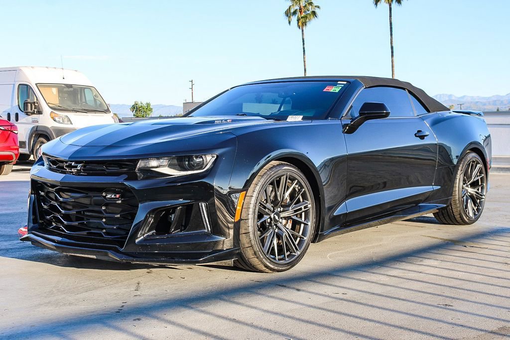 Used 2018 Chevrolet Camaro ZL1 w/ LPO, ZL1 Protection Package RWD image 4