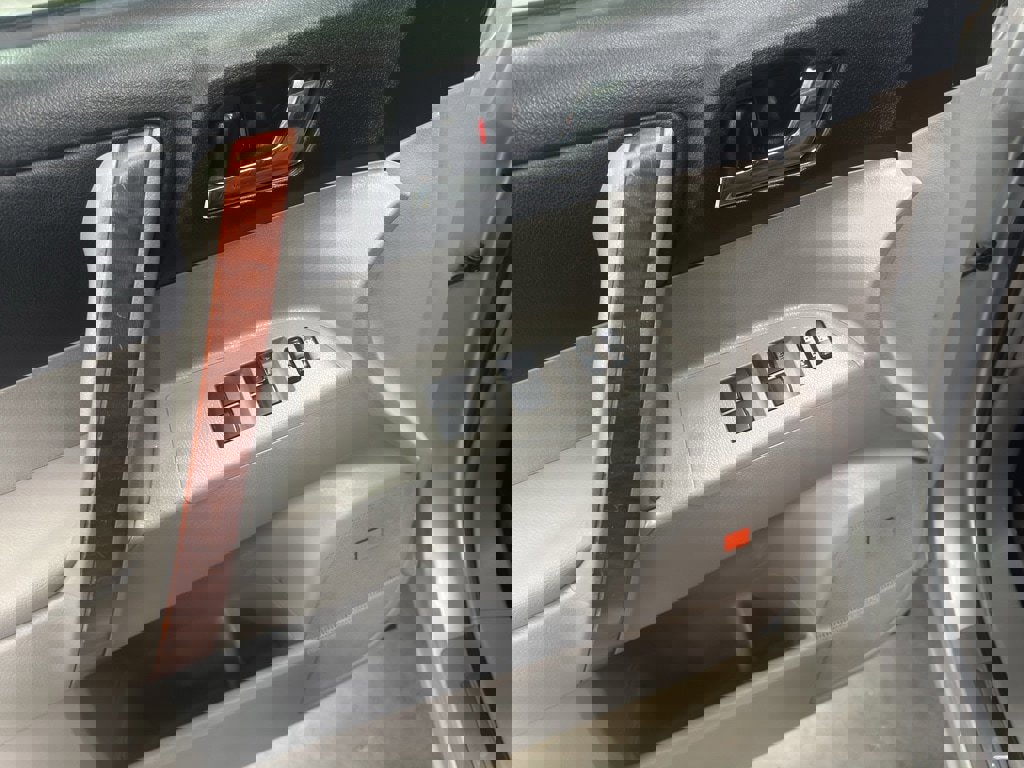 Used 2009 Toyota Highlander Limited image 9