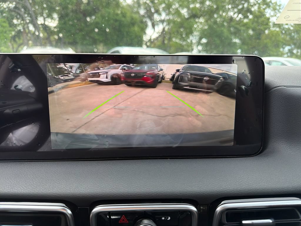 New 2026 Nissan Sentra SR w/ Floor Mat Package FWD image 25