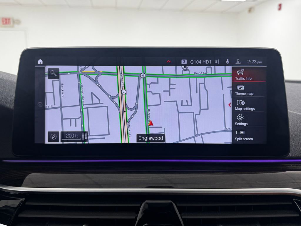 Used 2022 BMW 530i xDrive w/ M Sport Package image 19