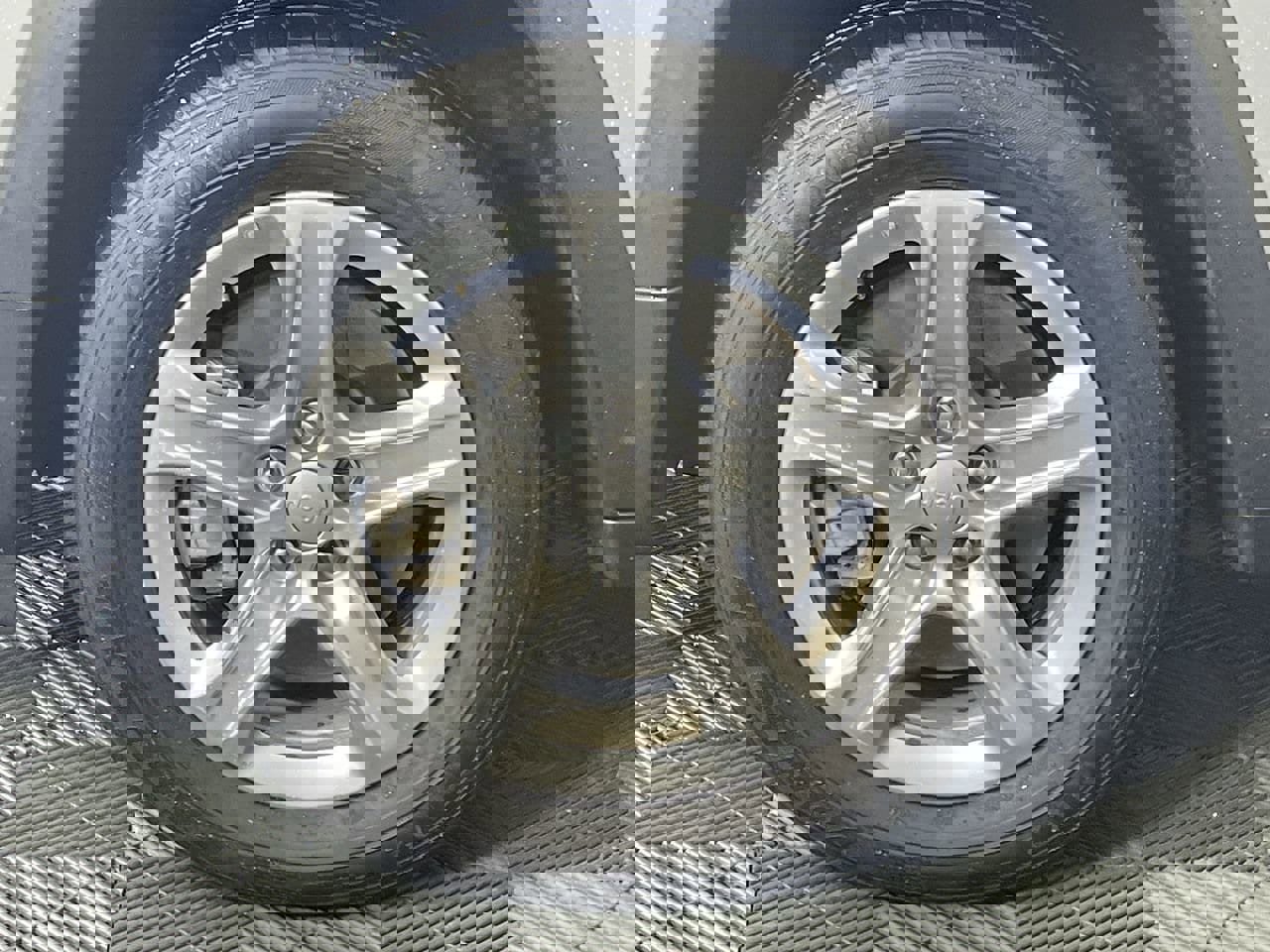 Used 2024 Jeep Compass Latitude image 9