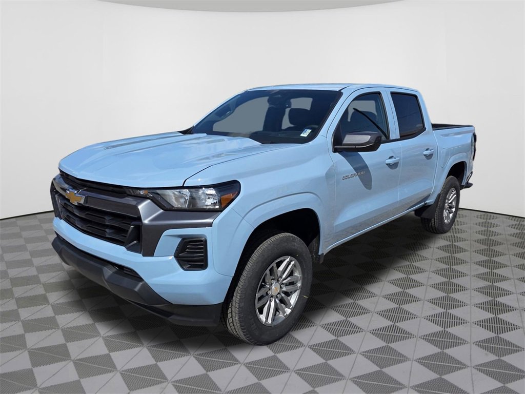 New 2025 Chevrolet Colorado LT image 2