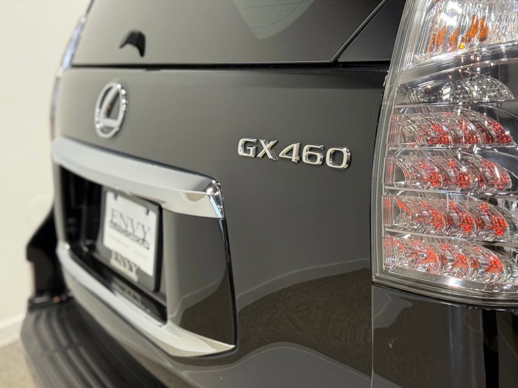 Used 2016 Lexus GX 460 w/ Navigation Package image 29