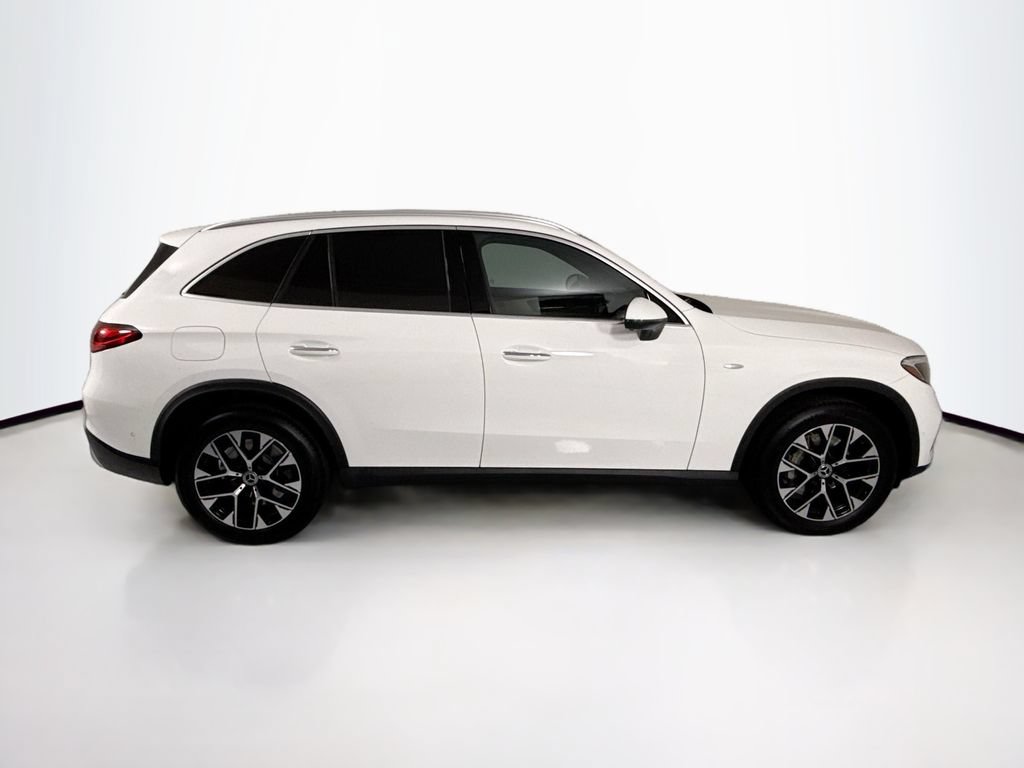 Certified 2025 Mercedes-Benz GLC 350e 4MATIC image 4