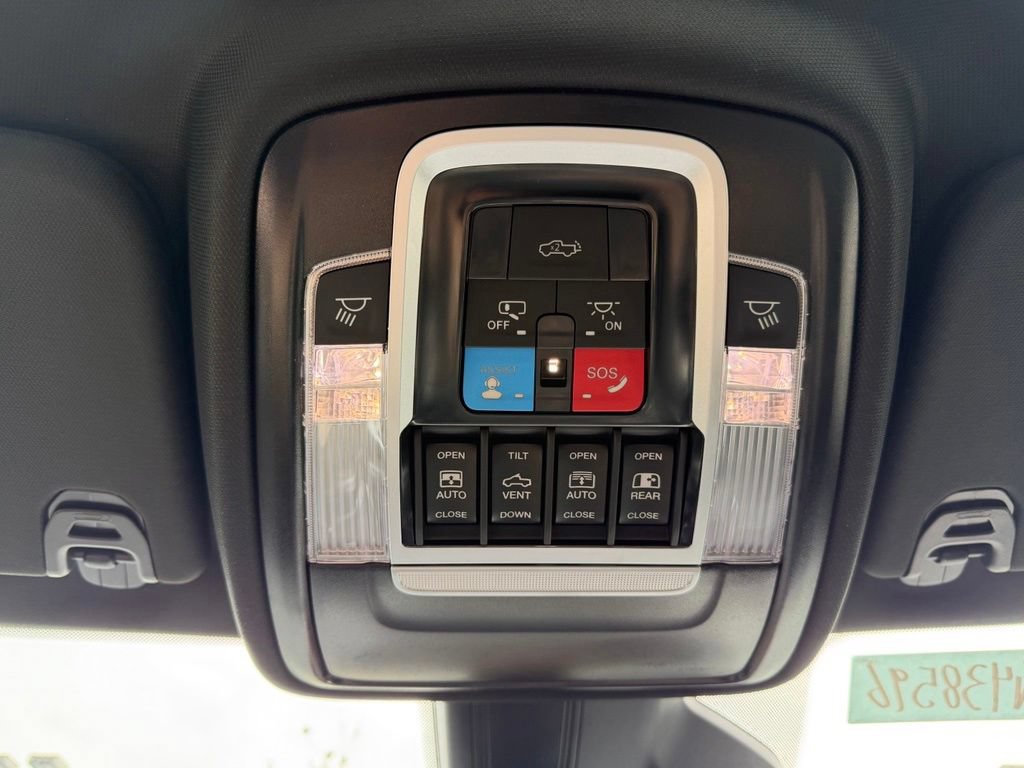 New 2026 RAM 1500 Laramie AWD/4WD image 27