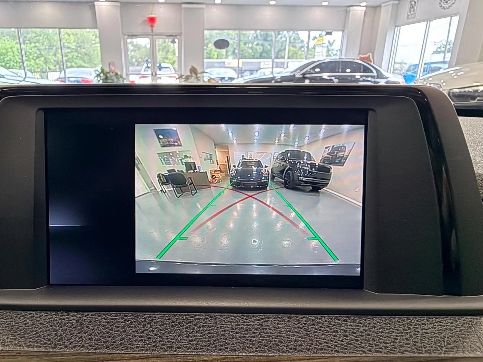 Used 2018 BMW 330i Sedan RWD image 33