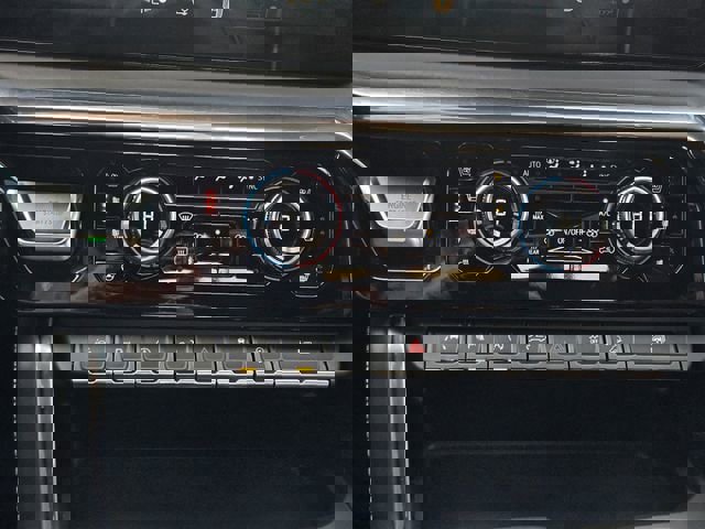 Used 2024 GMC Sierra 1500 Denali Ultimate image 19