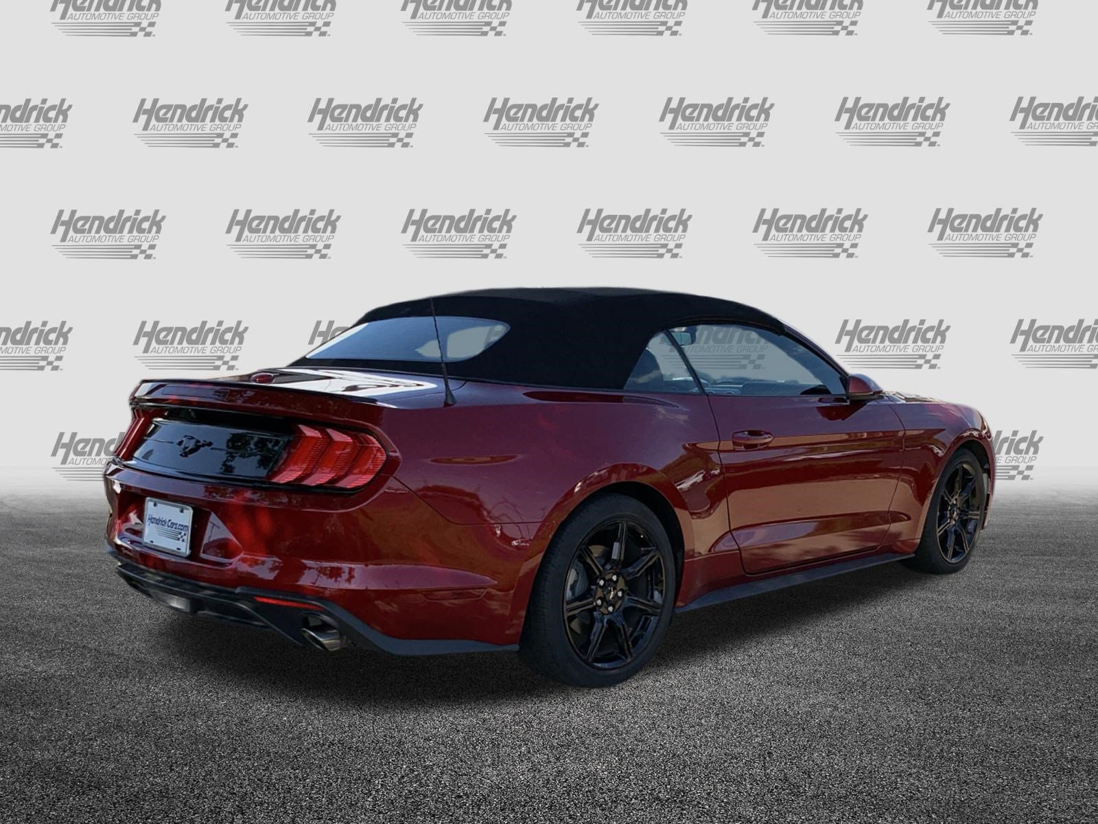 Used 2019 Ford Mustang Premium w/ Equipment Group 201A RWD image 10