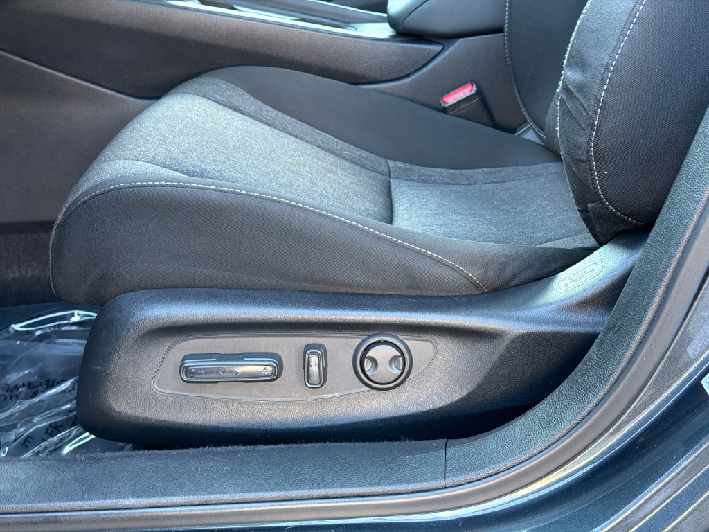 Used 2024 Honda Accord EX image 12