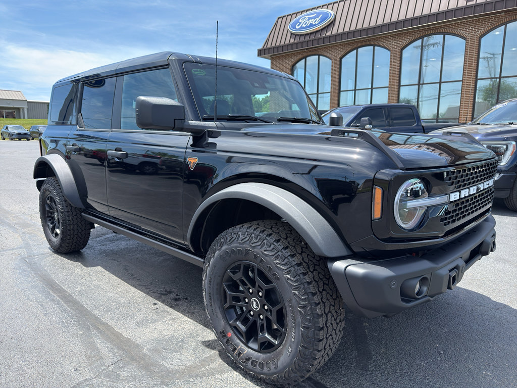 New 2026 Ford Bronco Badlands AWD/4WD image 2