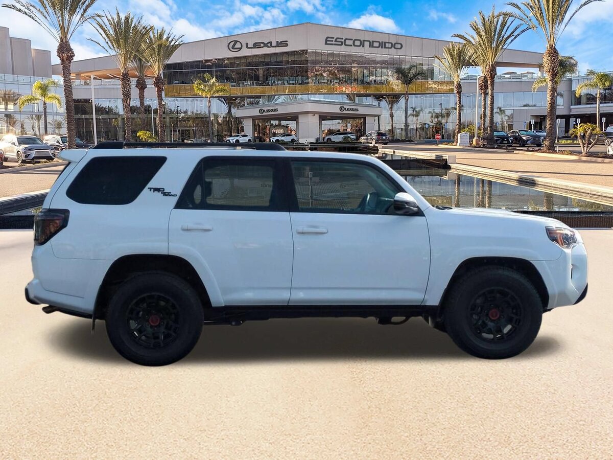 Used 2024 Toyota 4Runner TRD Off-Road Premium w/ TRD Black Wheel Package (TMS) AWD/4WD image 4
