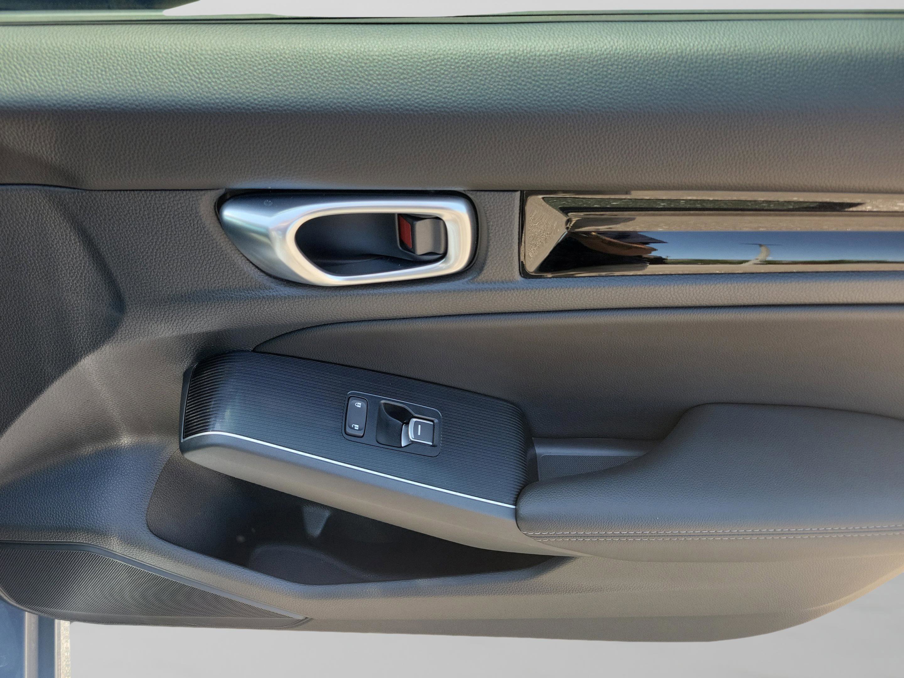 Used 2024 Honda Civic Touring image 22
