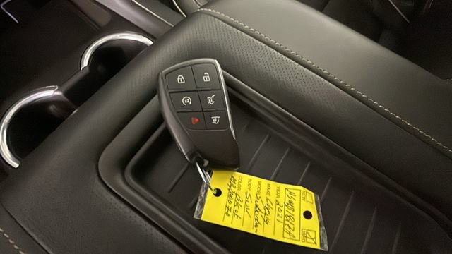 Used 2021 Chevrolet Suburban Premier w/ Premium Package RWD image 20